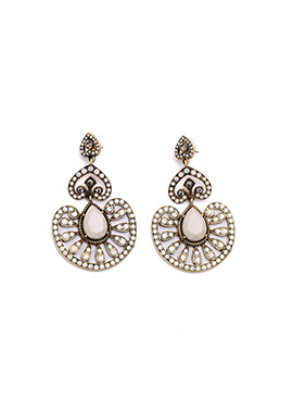 Warrior Queen Earrings - Avery and May