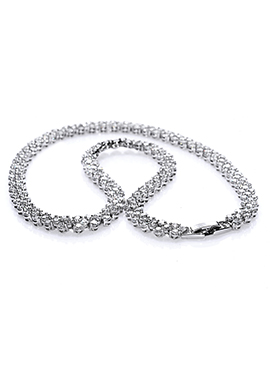 A Girl's Best Friend Necklace - Avery and May