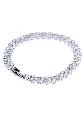 A Girl's Best Friend Bracelet - Avery and May